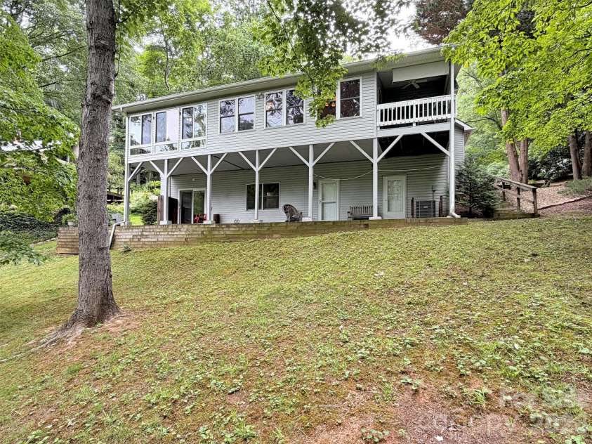 228 Crescent Drive, Lake Junaluska, NC 28745.  MLS# CAR4391043, YatesRealty ID 30475. Private back yard