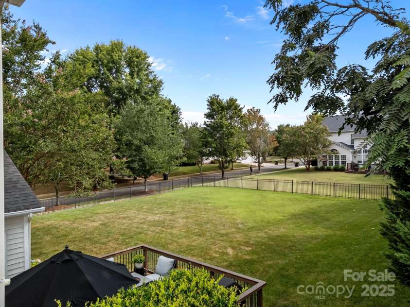 6703 Garden Hill Drive, Huntersville, NC 28078.  MLS# CAR4265776, YatesRealty ID 30476. Fenced rear yard