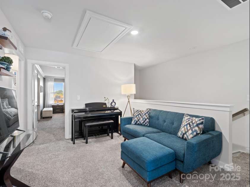 4170 County Down Avenue, Kannapolis, NC 28081.  MLS# CAR4278737, YatesRealty ID 30477. Loft