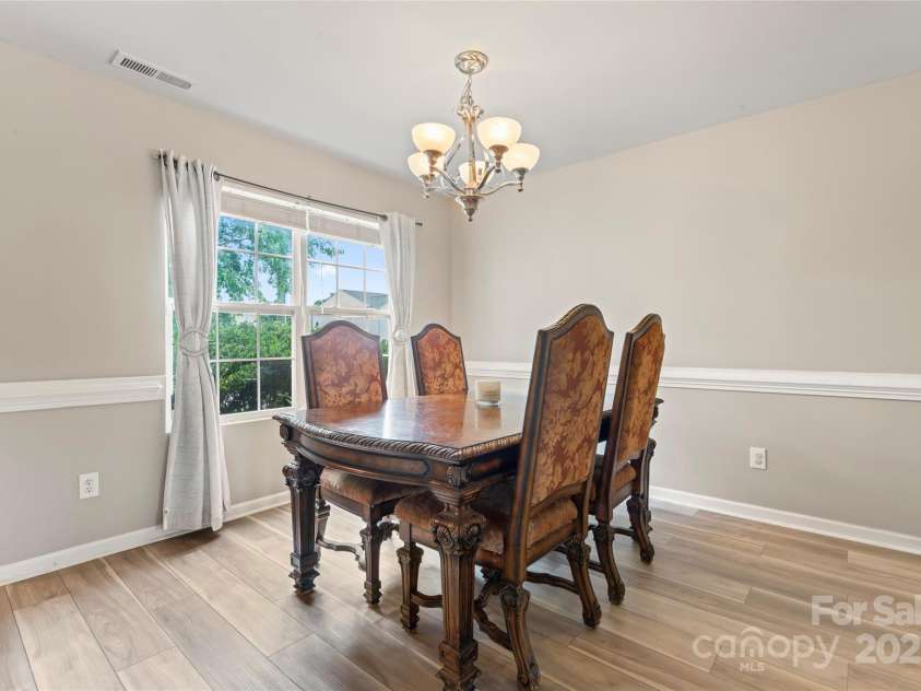 3996 Heather View Lane, Winston Salem, NC 27127.  MLS# CAR4261044, YatesRealty ID 30478. 