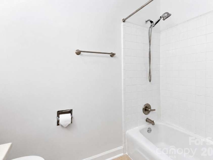 7441 Riding Trail Road, Charlotte, NC 28212.  MLS# CAR4391897, YatesRealty ID 30478. 