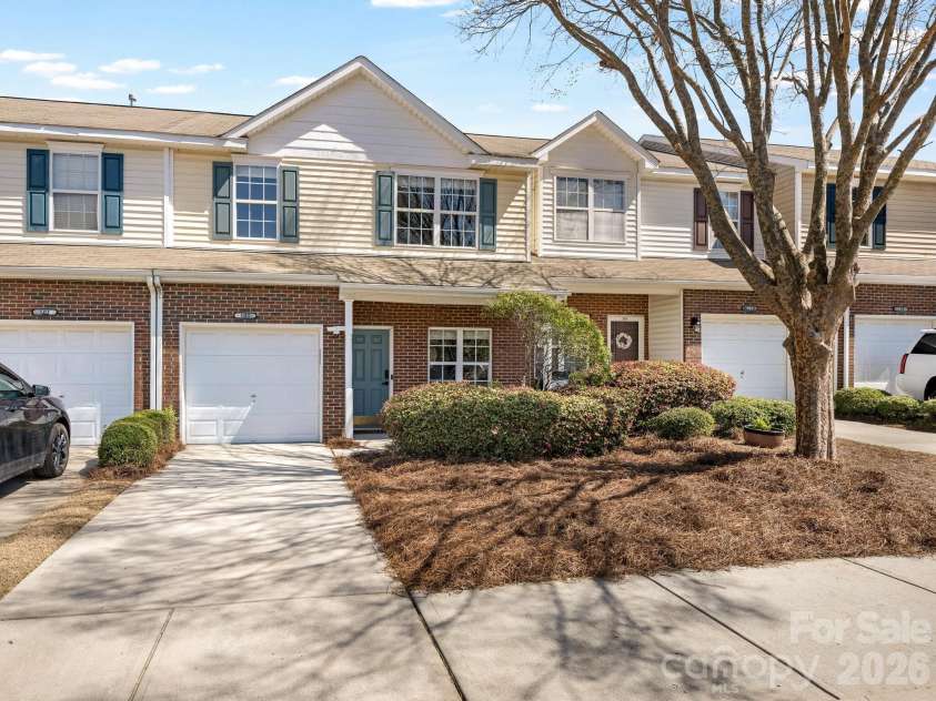 103 Morab Drive, Matthews, NC 28104.  MLS# CAR4361781, YatesRealty ID 30479. Front Exterior