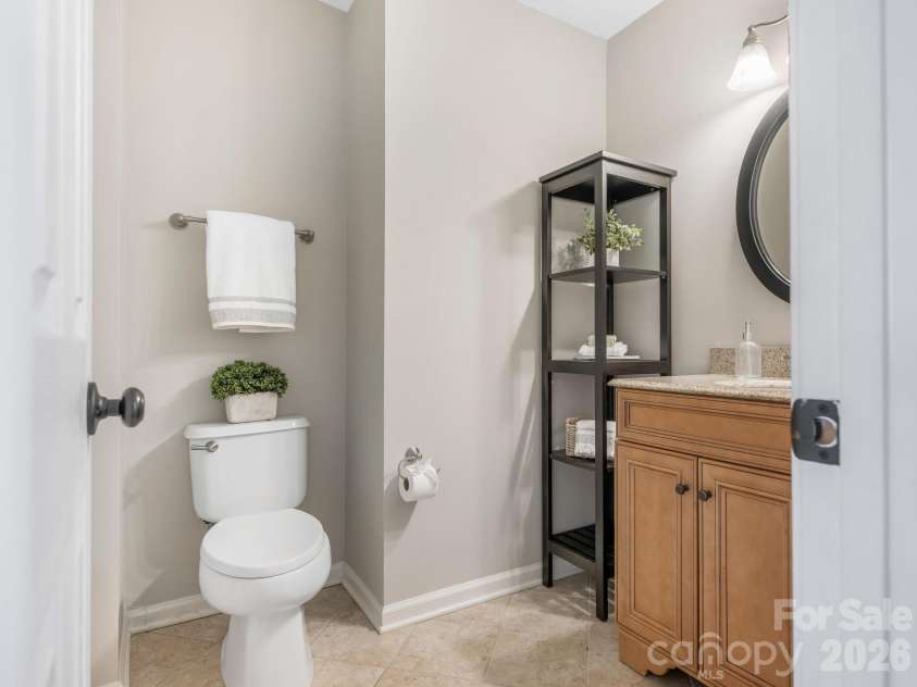 103 Morab Drive, Matthews, NC 28104.  MLS# CAR4361781, YatesRealty ID 30479. Full Bath 2