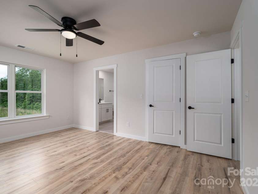 207 9th Court, Conover, NC 28613.  MLS# CAR4258664, YatesRealty ID 30479. 2nd floor bedroom 1