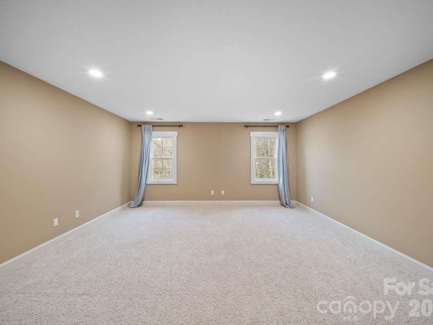 19 Angler Trail, Asheville, NC 28803.  MLS# CAR4350283, YatesRealty ID 3048. 