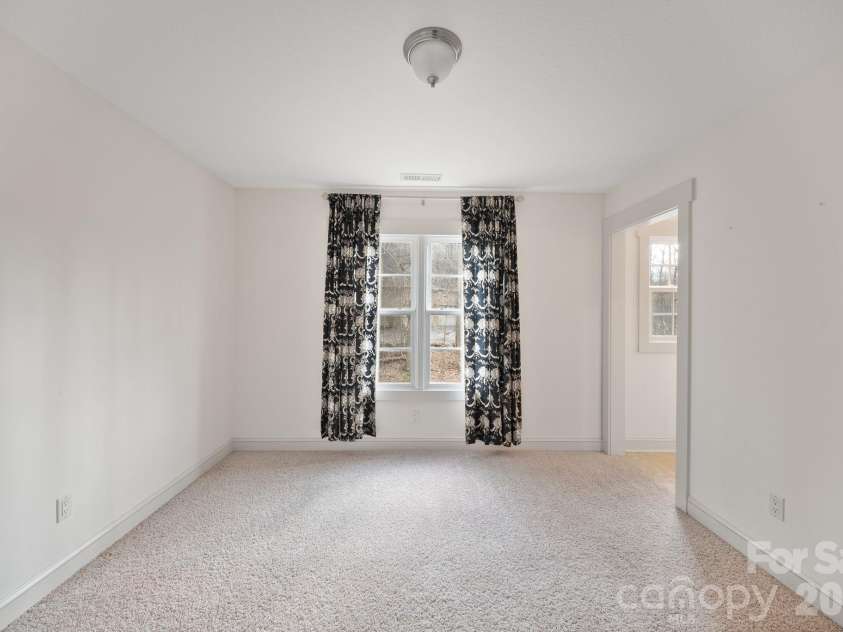 19 Angler Trail, Asheville, NC 28803.  MLS# CAR4350283, YatesRealty ID 3048. 