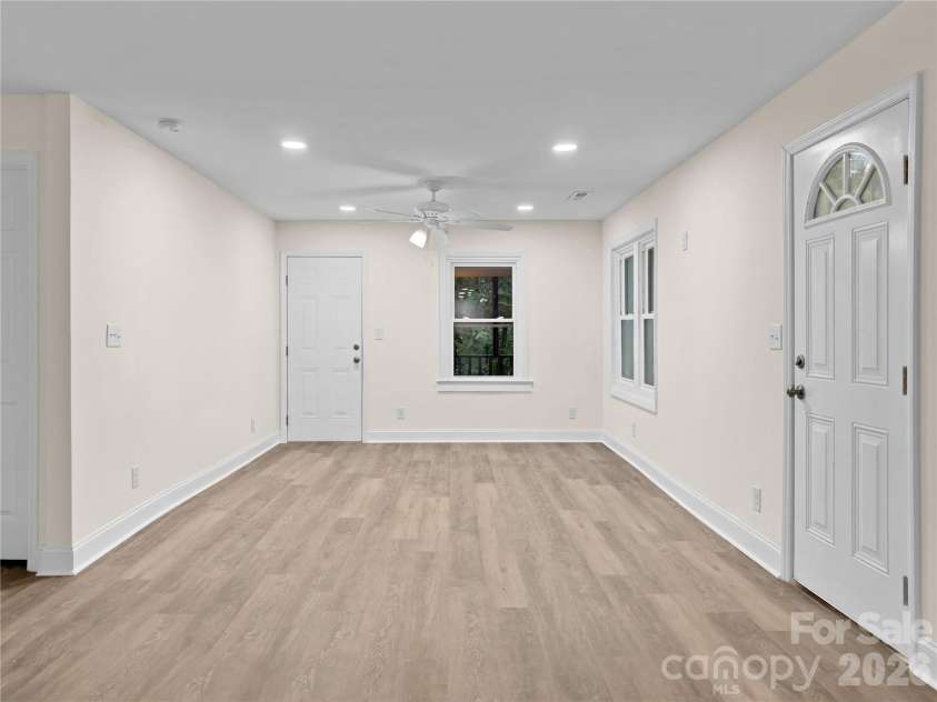 218 Palmer Street, Lenoir, NC 28645.  MLS# CAR4388853, YatesRealty ID 30480. 