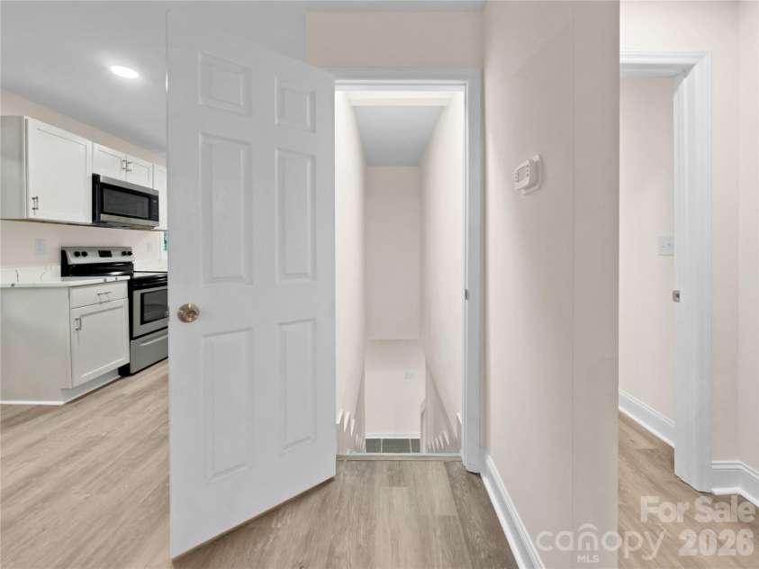 218 Palmer Street, Lenoir, NC 28645.  MLS# CAR4388853, YatesRealty ID 30480. 