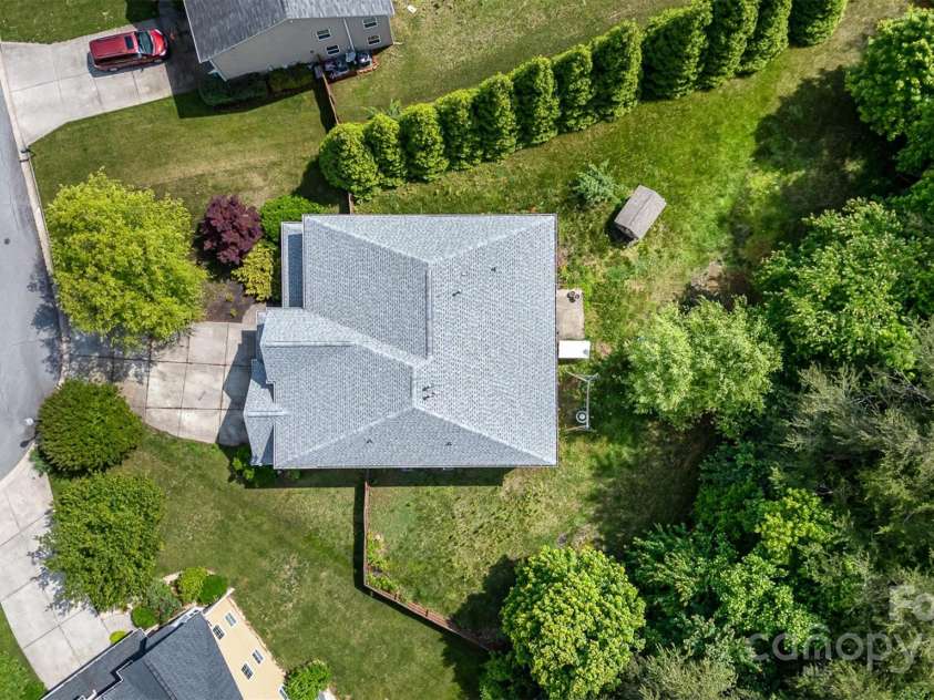 4504 Rockland Court, High Point, NC 27265.  MLS# CAR4255057, YatesRealty ID 30481. 