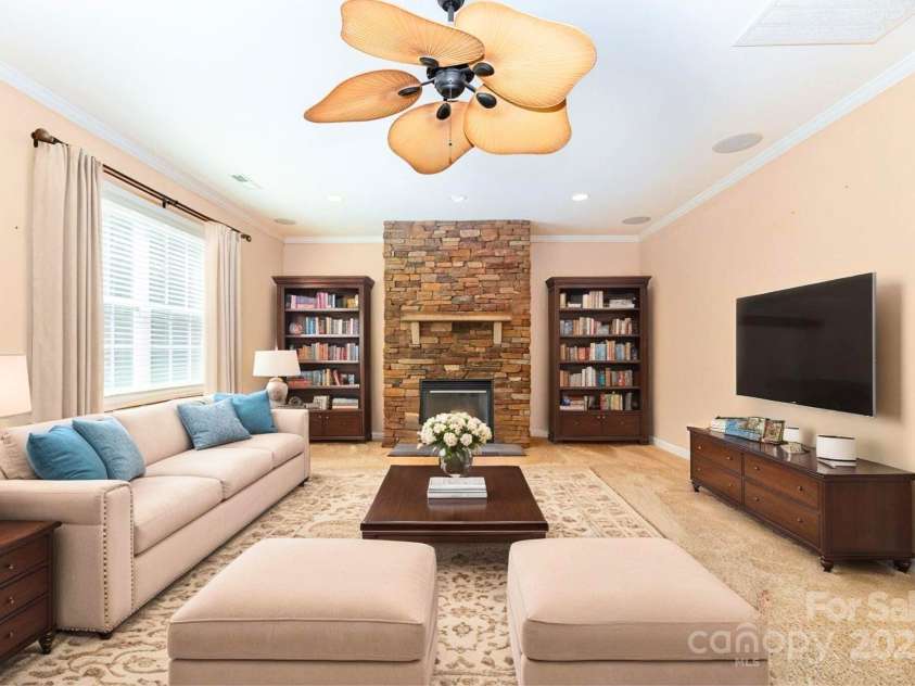 4504 Rockland Court, High Point, NC 27265.  MLS# CAR4255057, YatesRealty ID 30481. 