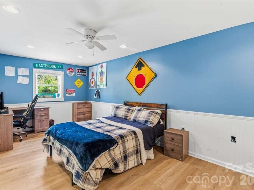 1177 Runway Drive, Hendersonville, NC 28792.  MLS# CAR4381042, YatesRealty ID 30483. Downstairs bedroom