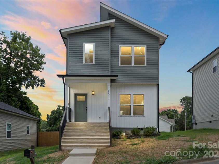 431 Norment Avenue, Gastonia, NC 28052.  MLS# CAR4282704, YatesRealty ID 30484. 