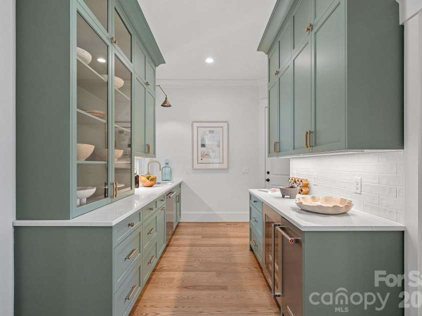 101 Longfellow Lane, Mooresville, NC 28117.  MLS# CAR4401634, YatesRealty ID 30485. 