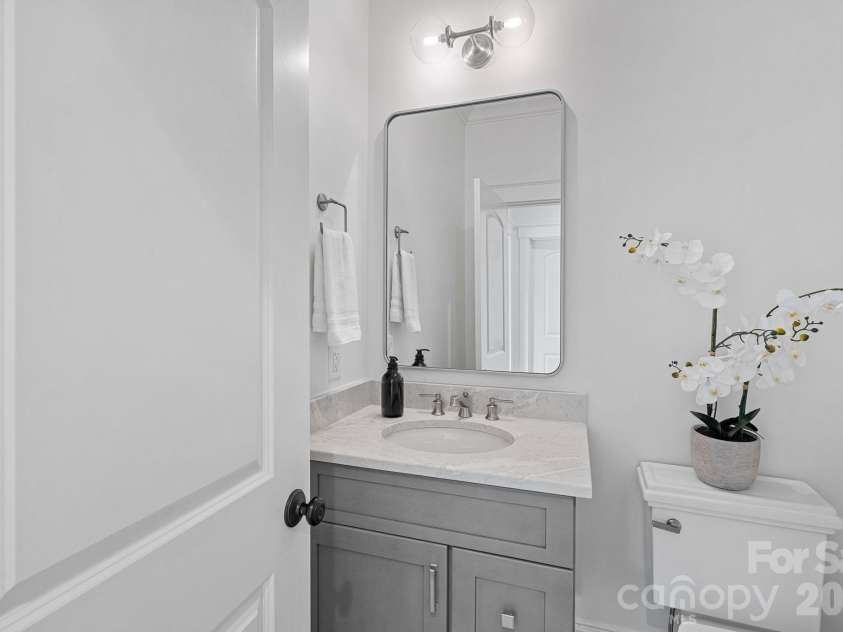 101 Longfellow Lane, Mooresville, NC 28117.  MLS# CAR4401634, YatesRealty ID 30485. 