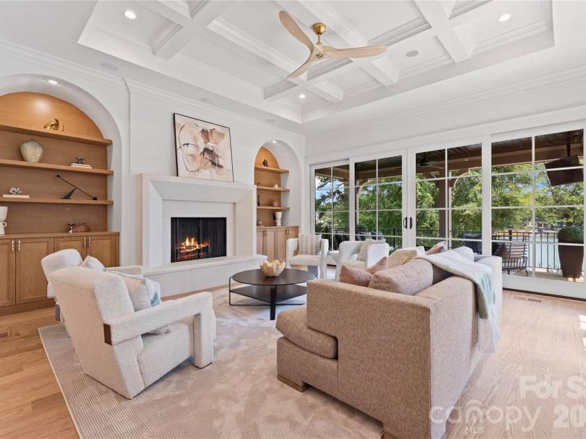 101 Longfellow Lane, Mooresville, NC 28117.  MLS# CAR4401634, YatesRealty ID 30485. 