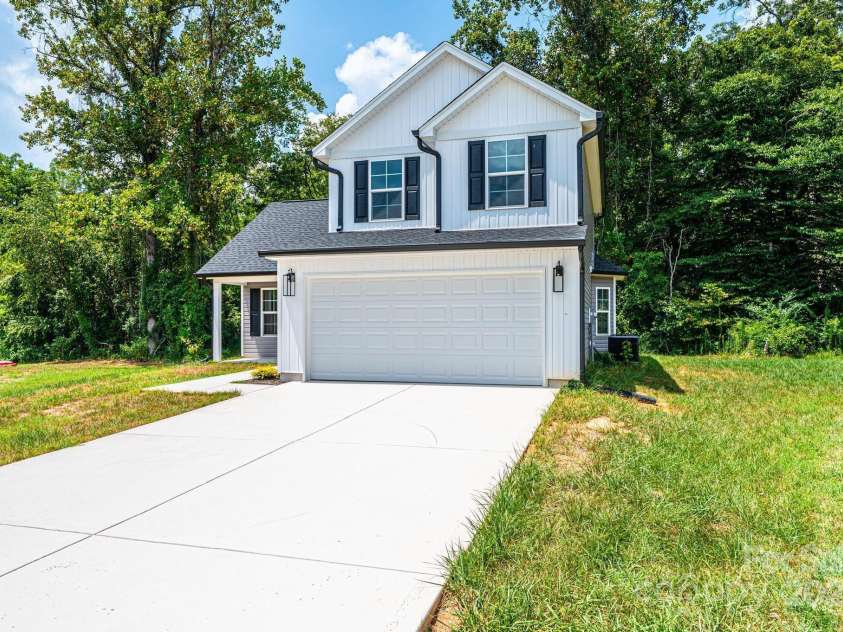 1912 Maius Drive, Conover, NC 28613.  MLS# CAR4288452, YatesRealty ID 30486. 