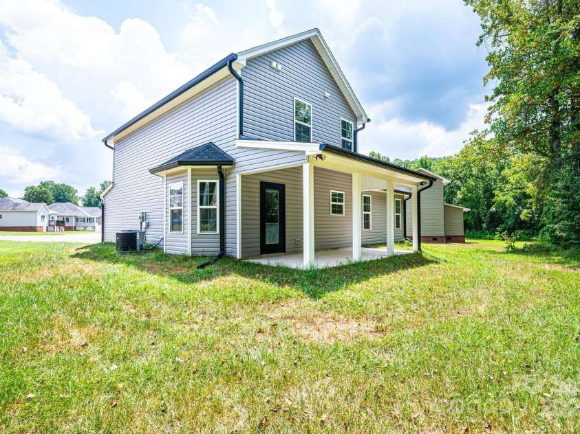 1912 Maius Drive, Conover, NC 28613.  MLS# CAR4288452, YatesRealty ID 30486. 