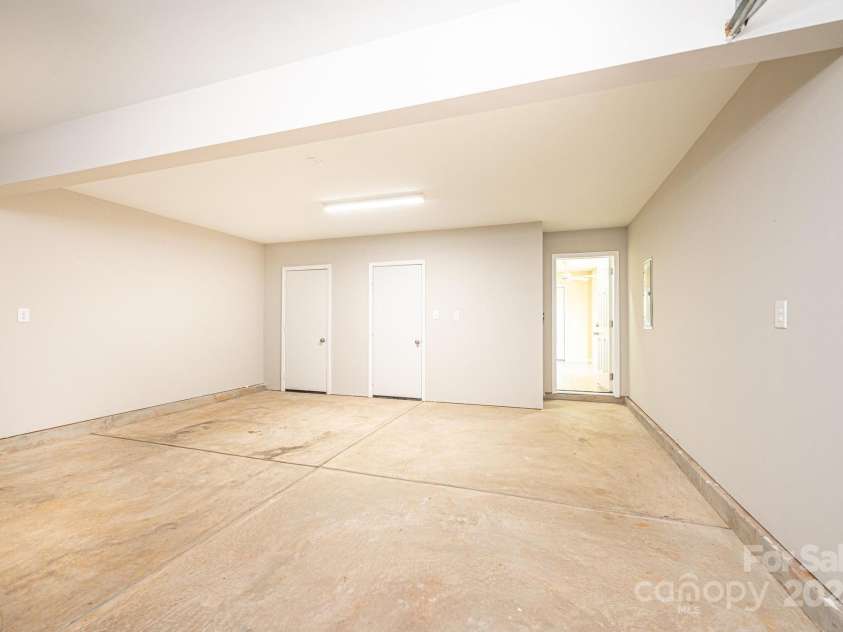 1912 Maius Drive, Conover, NC 28613.  MLS# CAR4288452, YatesRealty ID 30486. 