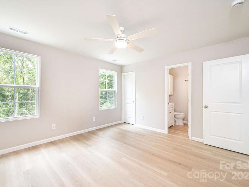 1912 Maius Drive, Conover, NC 28613.  MLS# CAR4288452, YatesRealty ID 30486. 