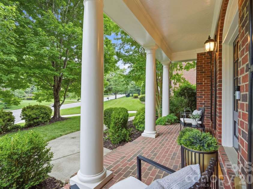 1107 Doverstone Court, Matthews, NC 28104.  MLS# CAR4383935, YatesRealty ID 30488. 