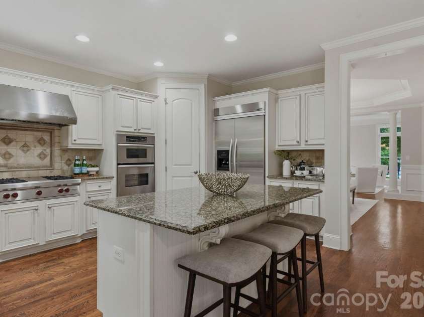 1107 Doverstone Court, Matthews, NC 28104.  MLS# CAR4383935, YatesRealty ID 30488. 