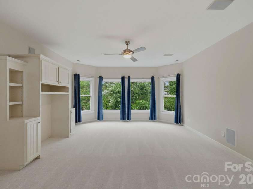 1107 Doverstone Court, Matthews, NC 28104.  MLS# CAR4383935, YatesRealty ID 30488. 