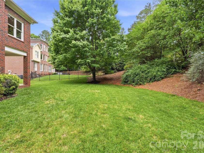 1107 Doverstone Court, Matthews, NC 28104.  MLS# CAR4383935, YatesRealty ID 30488. 