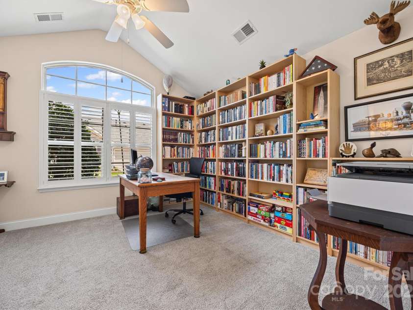 1316 Somersby Circle, Gastonia, NC 28054.  MLS# CAR4280310, YatesRealty ID 30489. 