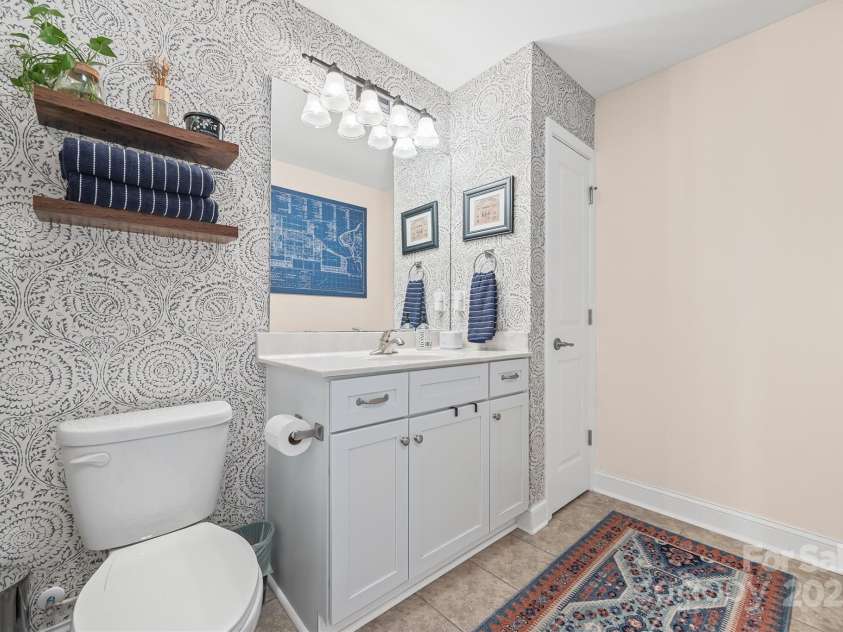 1316 Somersby Circle, Gastonia, NC 28054.  MLS# CAR4280310, YatesRealty ID 30489. 