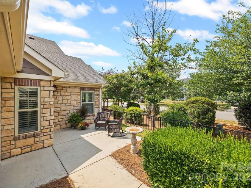 1316 Somersby Circle, Gastonia, NC 28054.  MLS# CAR4280310, YatesRealty ID 30489. 