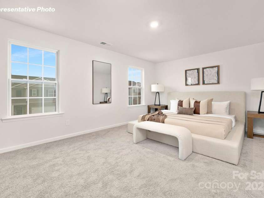 2058 10th Street, Hickory, NC 28602.  MLS# CAR4322761, YatesRealty ID 3049. 