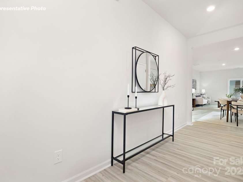 2058 10th Street, Hickory, NC 28602.  MLS# CAR4322761, YatesRealty ID 3049. 