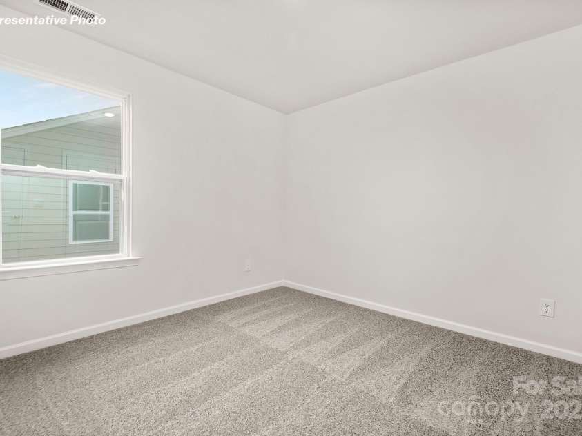 2058 10th Street, Hickory, NC 28602.  MLS# CAR4322761, YatesRealty ID 3049. 