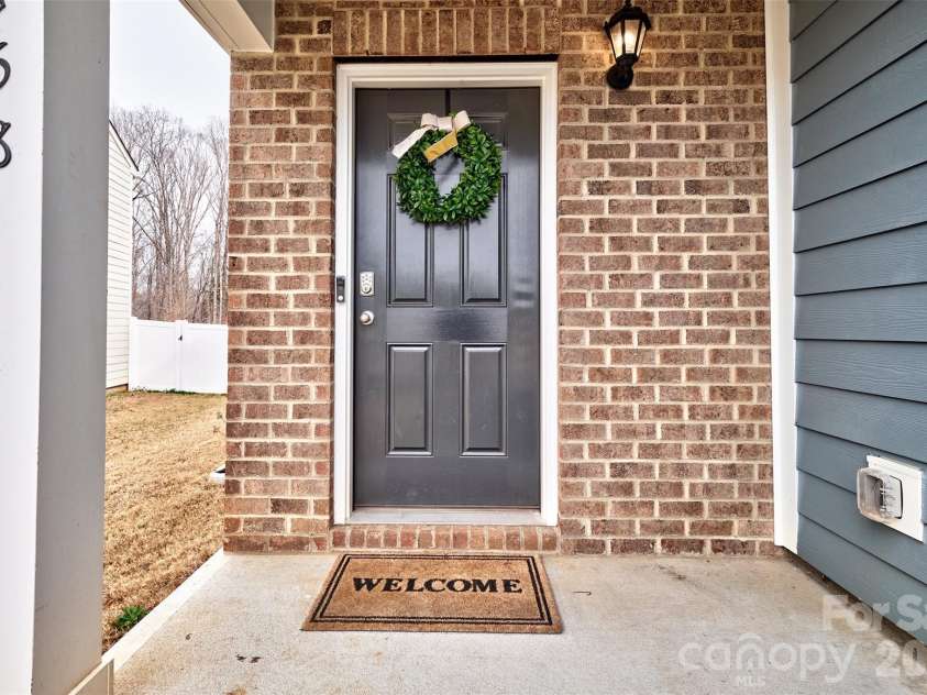 2158 Redstone Drive, York, SC 29745.  MLS# CAR4350282, YatesRealty ID 3049. 