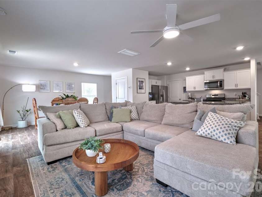 2158 Redstone Drive, York, SC 29745.  MLS# CAR4350282, YatesRealty ID 3049. 