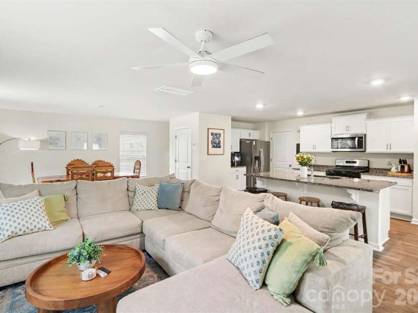 2158 Redstone Drive, York, SC 29745.  MLS# CAR4424367, YatesRealty ID 3049. 