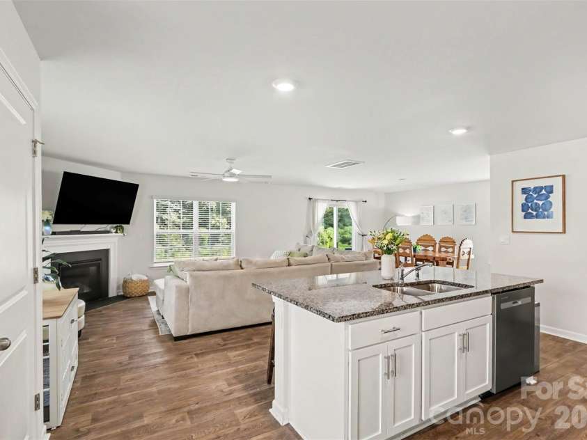 2158 Redstone Drive, York, SC 29745.  MLS# CAR4424367, YatesRealty ID 3049. 