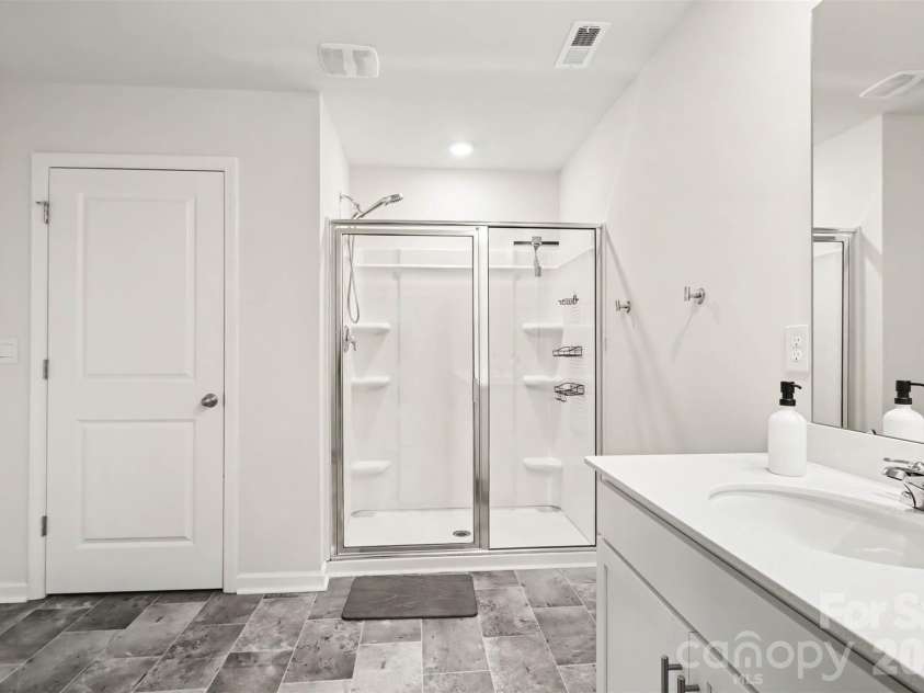 2158 Redstone Drive, York, SC 29745.  MLS# CAR4424367, YatesRealty ID 3049. 