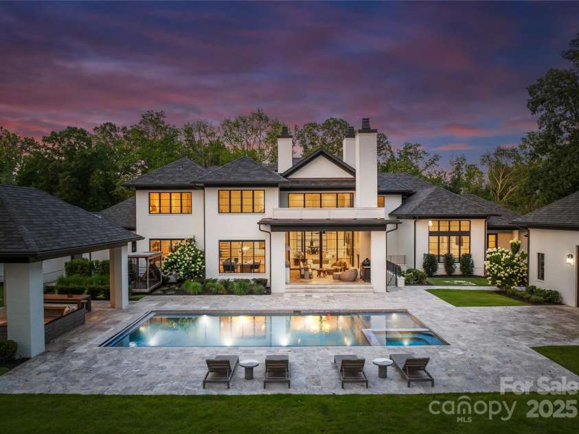 5501 Carmel Park Drive, Charlotte, NC 28226.  MLS# CAR4280107, YatesRealty ID 30490. 