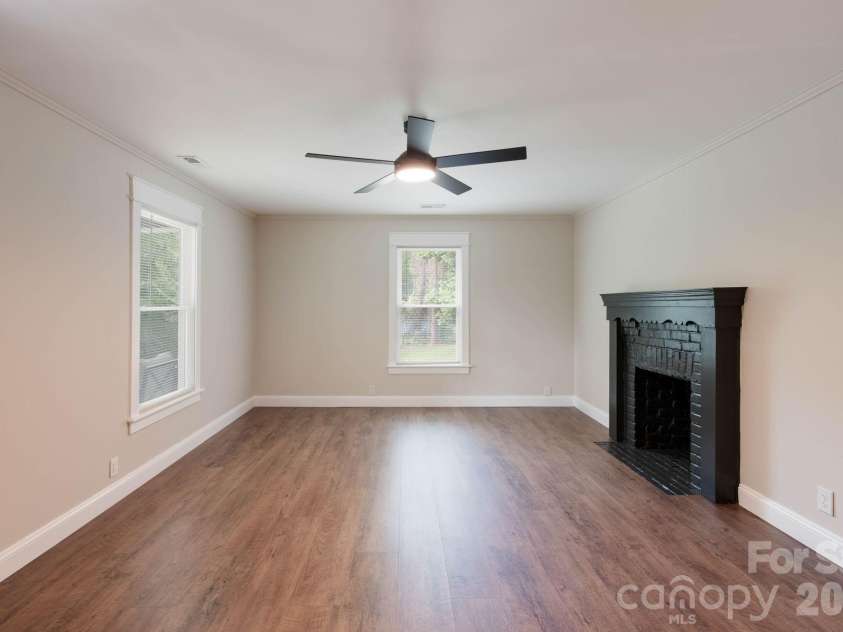 147 Hillside Street, Rutherfordton, NC 28139.  MLS# CAR4392509, YatesRealty ID 30493. 