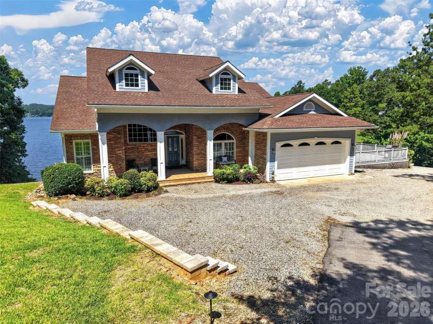 1168 Snowy Owl Road, Camden, SC 29020.  MLS# CAR4390739, YatesRealty ID 30495. 