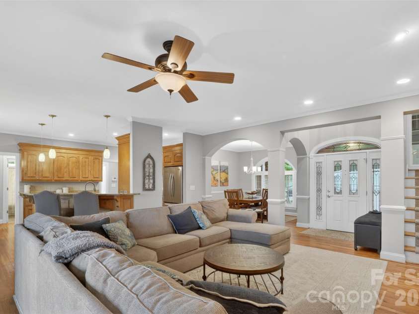 1168 Snowy Owl Road, Camden, SC 29020.  MLS# CAR4390739, YatesRealty ID 30495. 