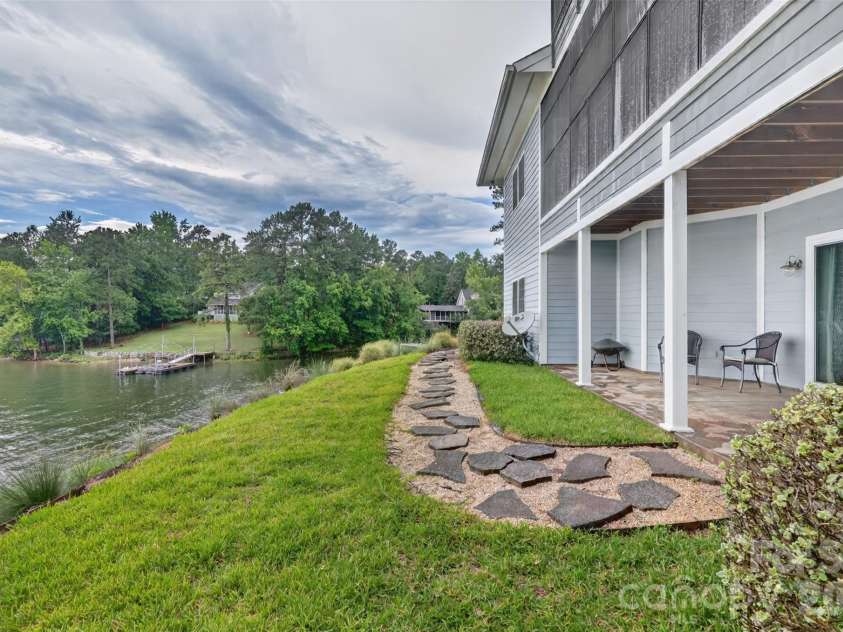 1168 Snowy Owl Road, Camden, SC 29020.  MLS# CAR4390739, YatesRealty ID 30495. 