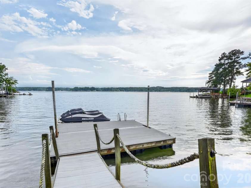 1168 Snowy Owl Road, Camden, SC 29020.  MLS# CAR4390739, YatesRealty ID 30495. 