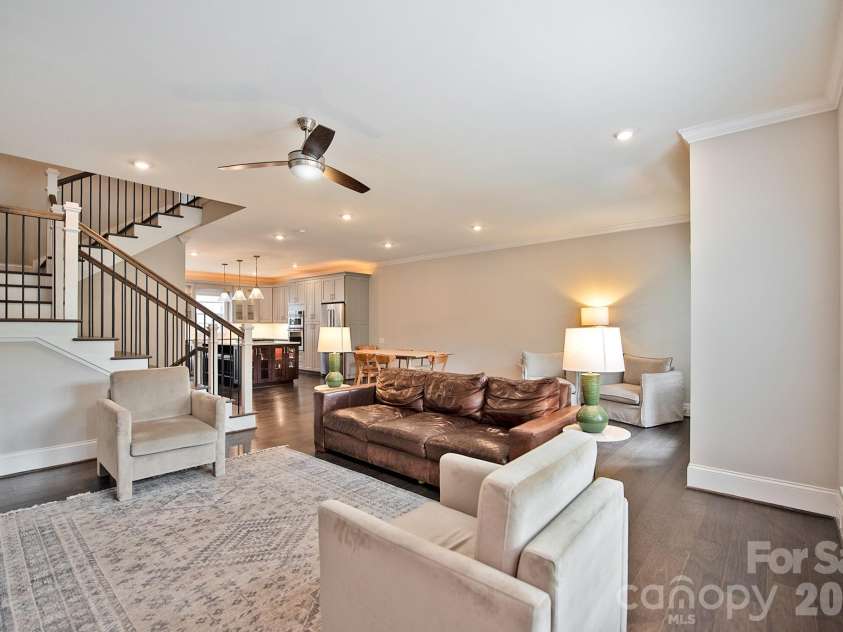523 Griffith Village Lane, Davidson, NC 28036.  MLS# CAR4390180, YatesRealty ID 30497. 
