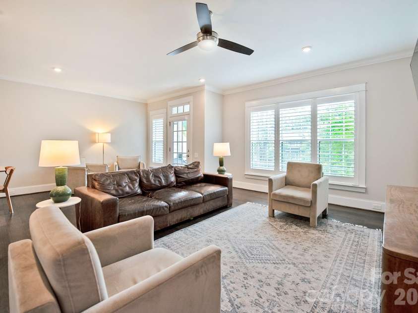 523 Griffith Village Lane, Davidson, NC 28036.  MLS# CAR4390180, YatesRealty ID 30497. 
