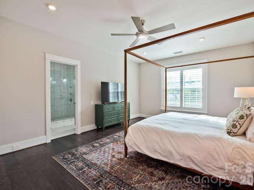 523 Griffith Village Lane, Davidson, NC 28036.  MLS# CAR4390180, YatesRealty ID 30497. 