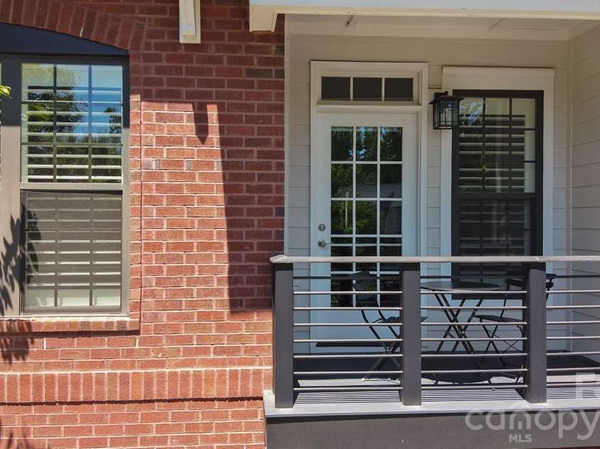 523 Griffith Village Lane, Davidson, NC 28036.  MLS# CAR4390180, YatesRealty ID 30497. Balcony