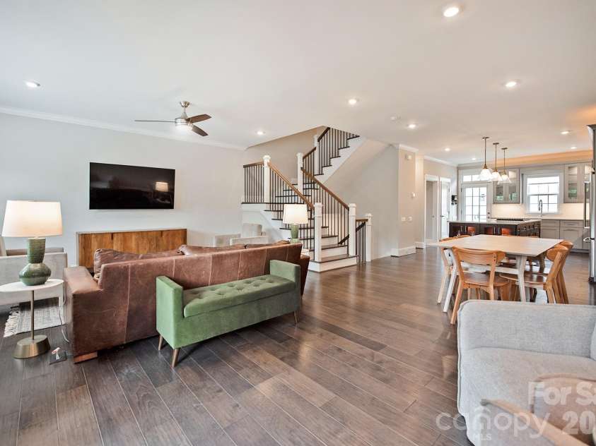 523 Griffith Village Lane, Davidson, NC 28036.  MLS# CAR4390180, YatesRealty ID 30497. Living Room