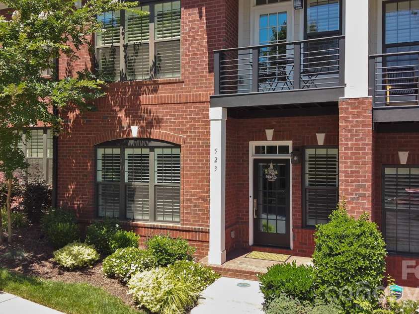 523 Griffith Village Lane, Davidson, NC 28036.  MLS# CAR4390180, YatesRealty ID 30497. Main Entry